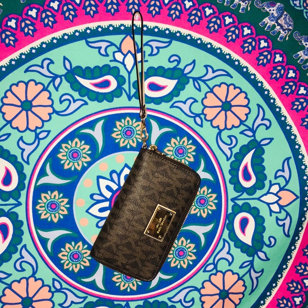 MK wallet